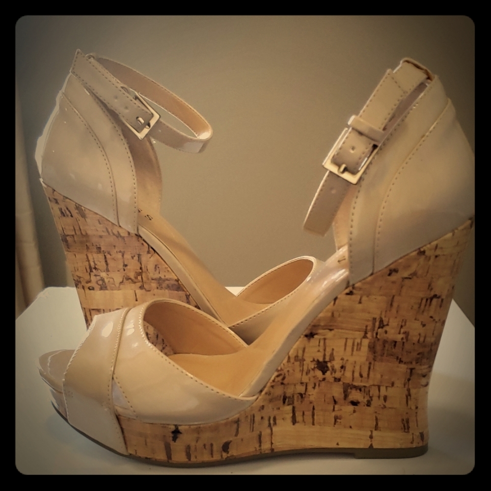 Guess Summer wedges